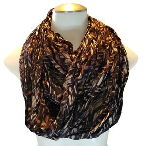 Van Heusen Infinity Scarf Black and Cream Chevron Unisex